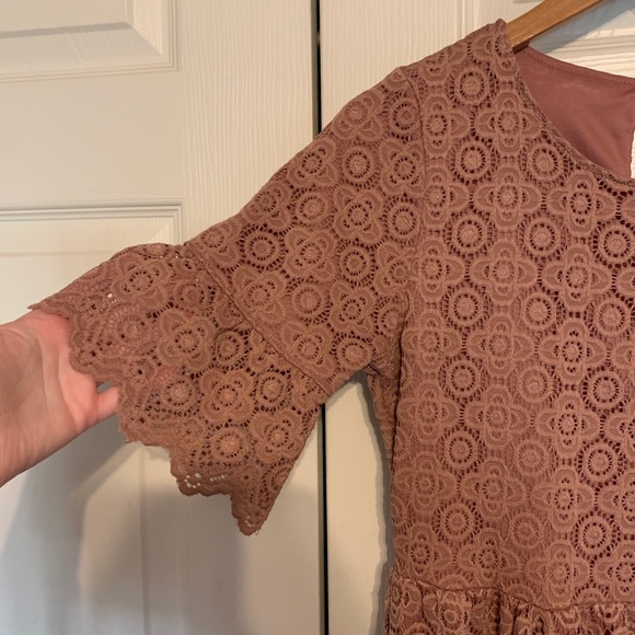 Dress - Picture 5 of 8